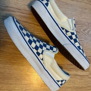 blue checkered vans